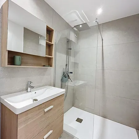 Pretty Cocoon With Harbour View Апартаменти Порто-Веккіо