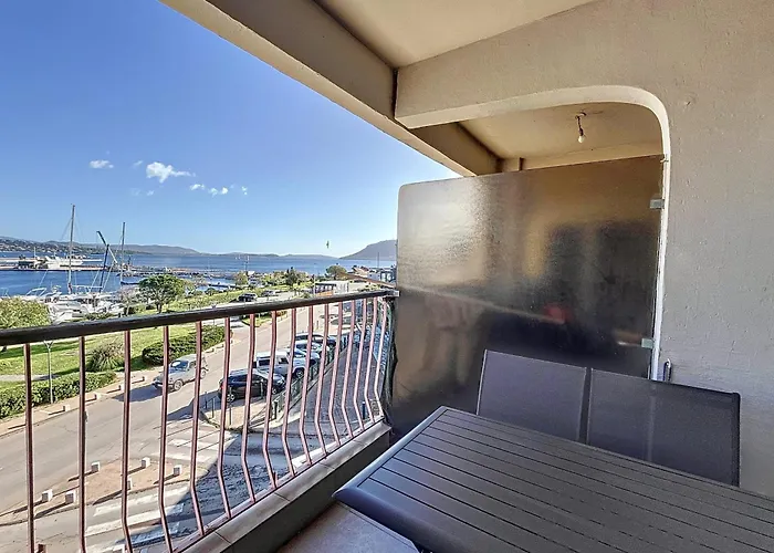 Pretty Cocoon With Harbour View 公寓