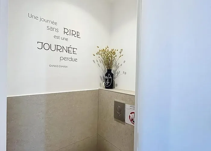 Pretty Cocoon With Harbour View 公寓 *